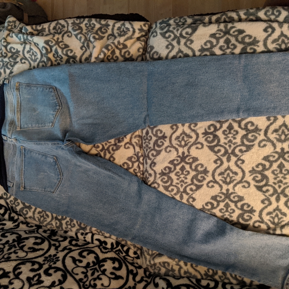 Maternity pants - Picture 3 of 3